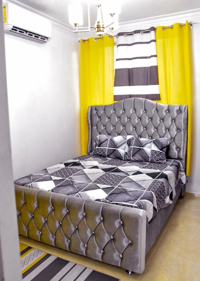 Apartamento En La Carreras Proximo Al Monumento 산티아고 데 로스 카바예로스 외부 사진